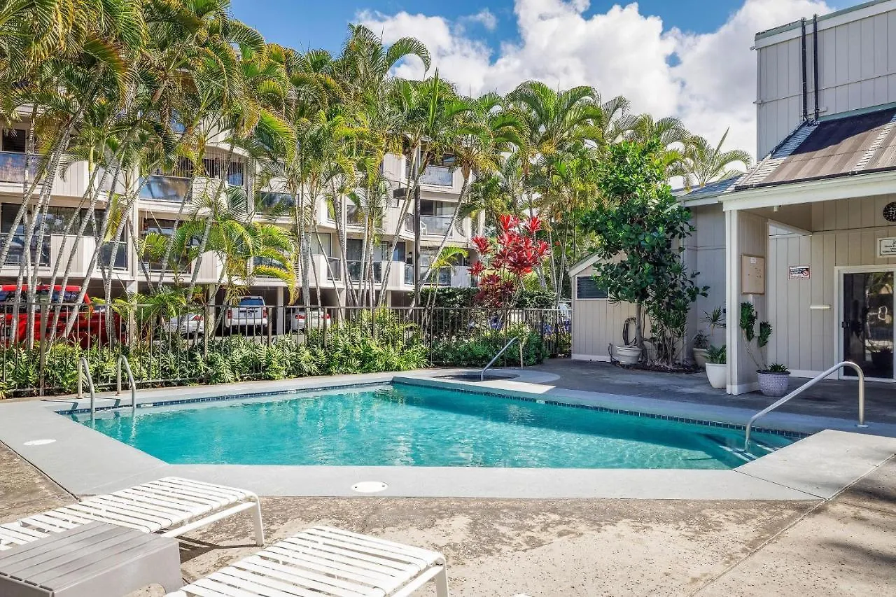 Kailua Bay Resort 4-206 Corner Oceanview Downtown Unit